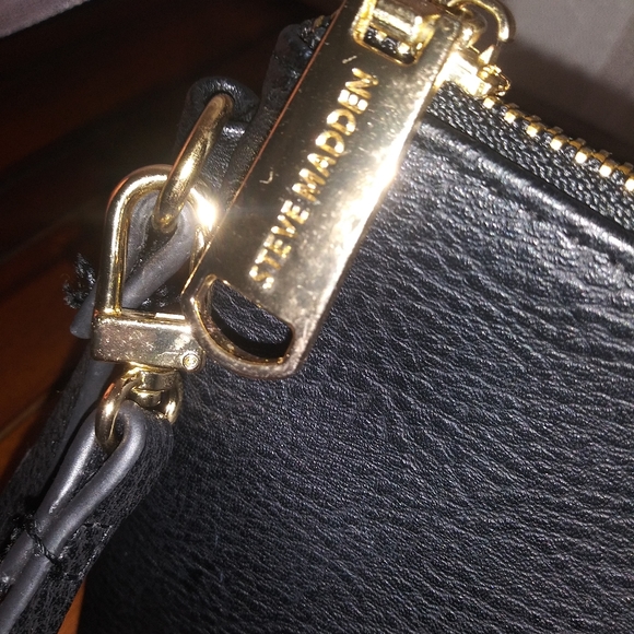 Black Leather Clutch - Picture 2 of 4